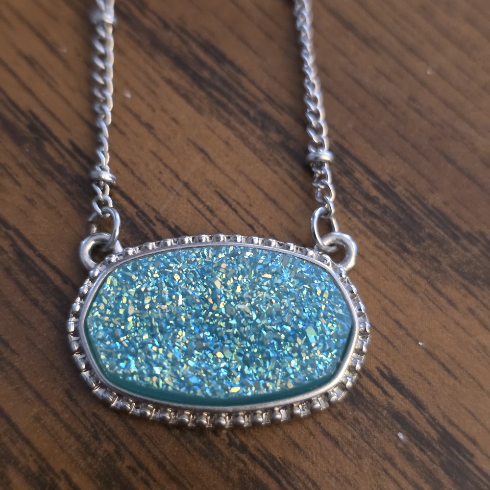 Kendra Scott Silver Necklace with Sparkling Teal Pendant